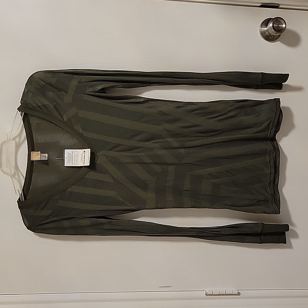 NWT Buckle Top, VERY cute -only reposhing because was too tight on me.